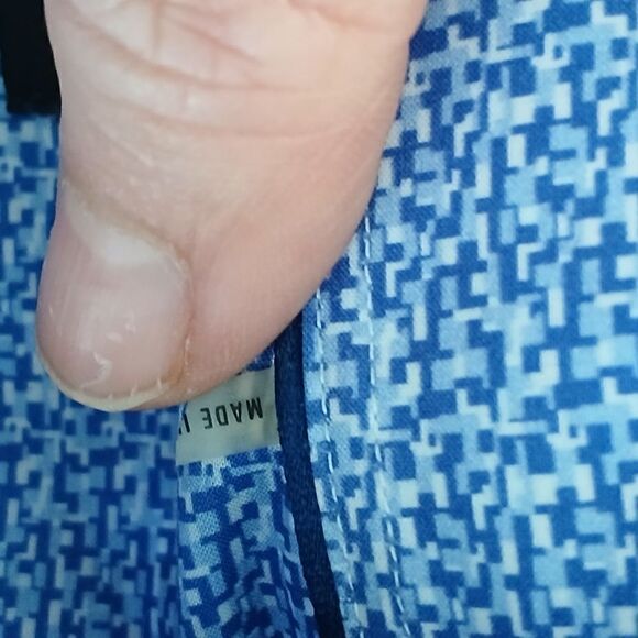 Man's shirt 2X - Picture 4 of 6